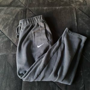 Nike fleece pants